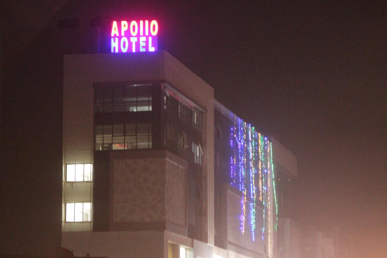 Apollo Hotel Ahmedabad Luaran gambar